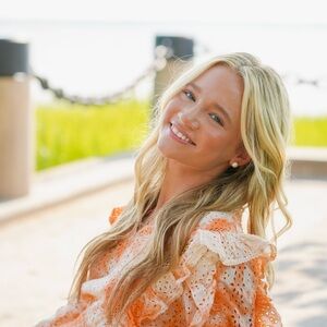 Meet your Posher, Taylan